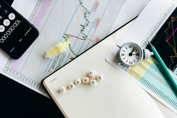 Rénover votre bien immobilier à moindre coût avec stratégie